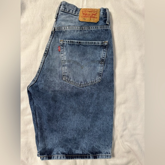 Levis shorts - Picture 3 of 5